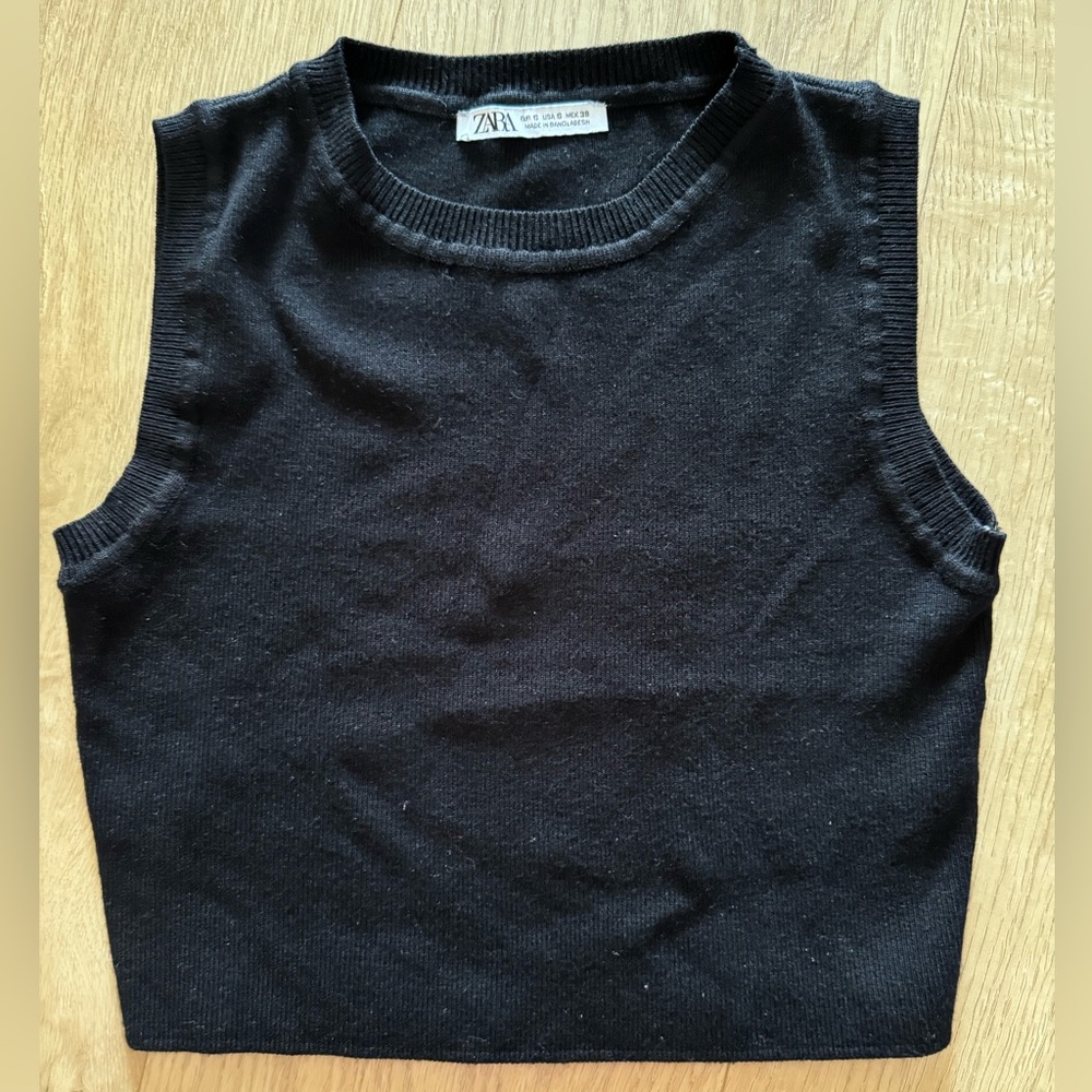 Zara womens ribbed knit cropped top